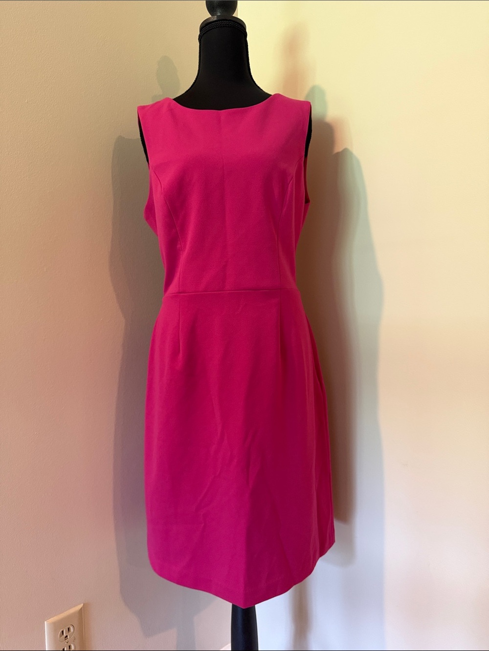Betsey Johnson Bold Hot Pink Sleeveless Midi Dress